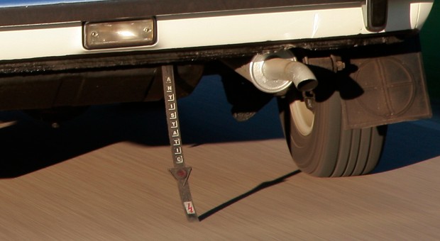 Pasek antystatyczny miało prawie każde auto. Dlaczego je wycofano?