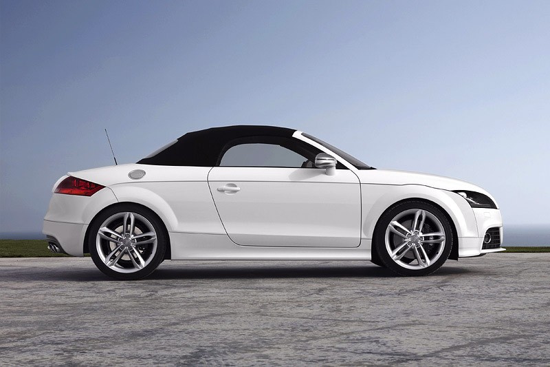 Audi TTS: 200 kW z 2,0 TFSI (oficjalne informacje)