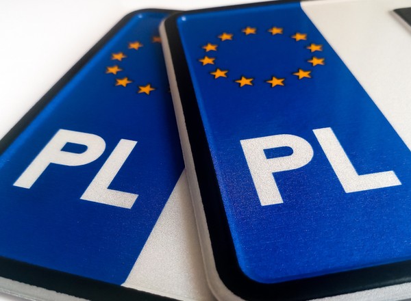 Sprawdzisz wybrane tablice rejestracyjne online. Jeszcze nie w całym kraju