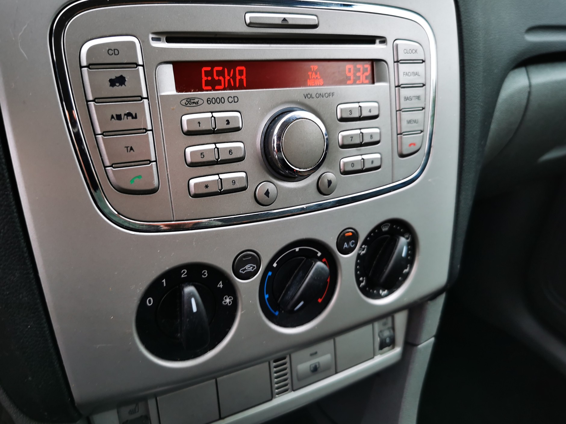 Ford Focus z 2008 r. za 6999 zł