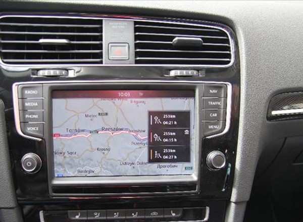 Dowiedz się wszystkiego o nowym radiu w VW Golfie VII