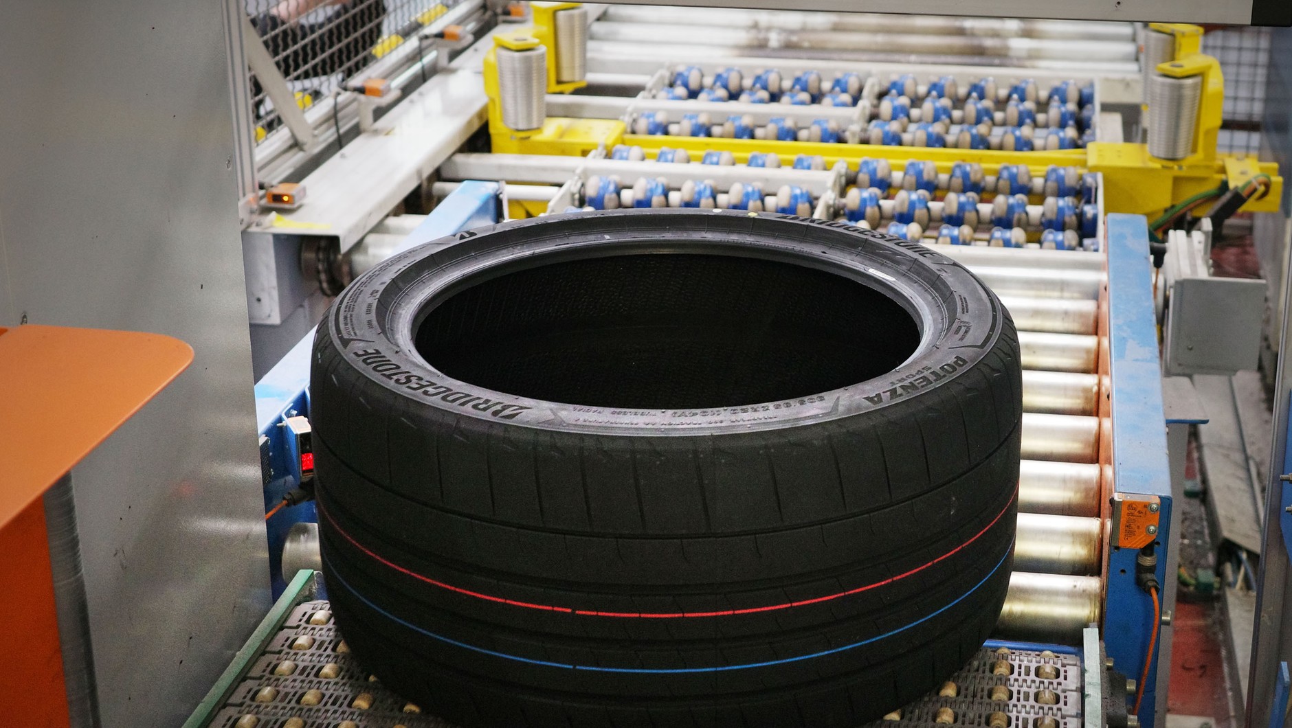 Centrum badawczo-rozwojowe i fabryka Bridgestone'a we Włoszech