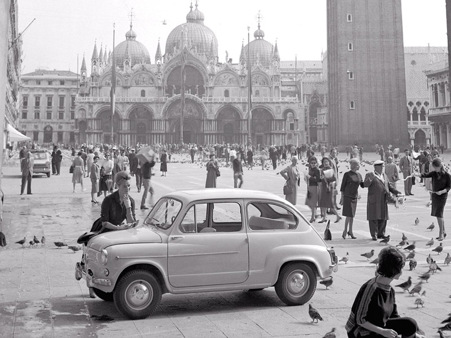 Historia Fiata 500 i 600 w fotografii (90 zdjęć)