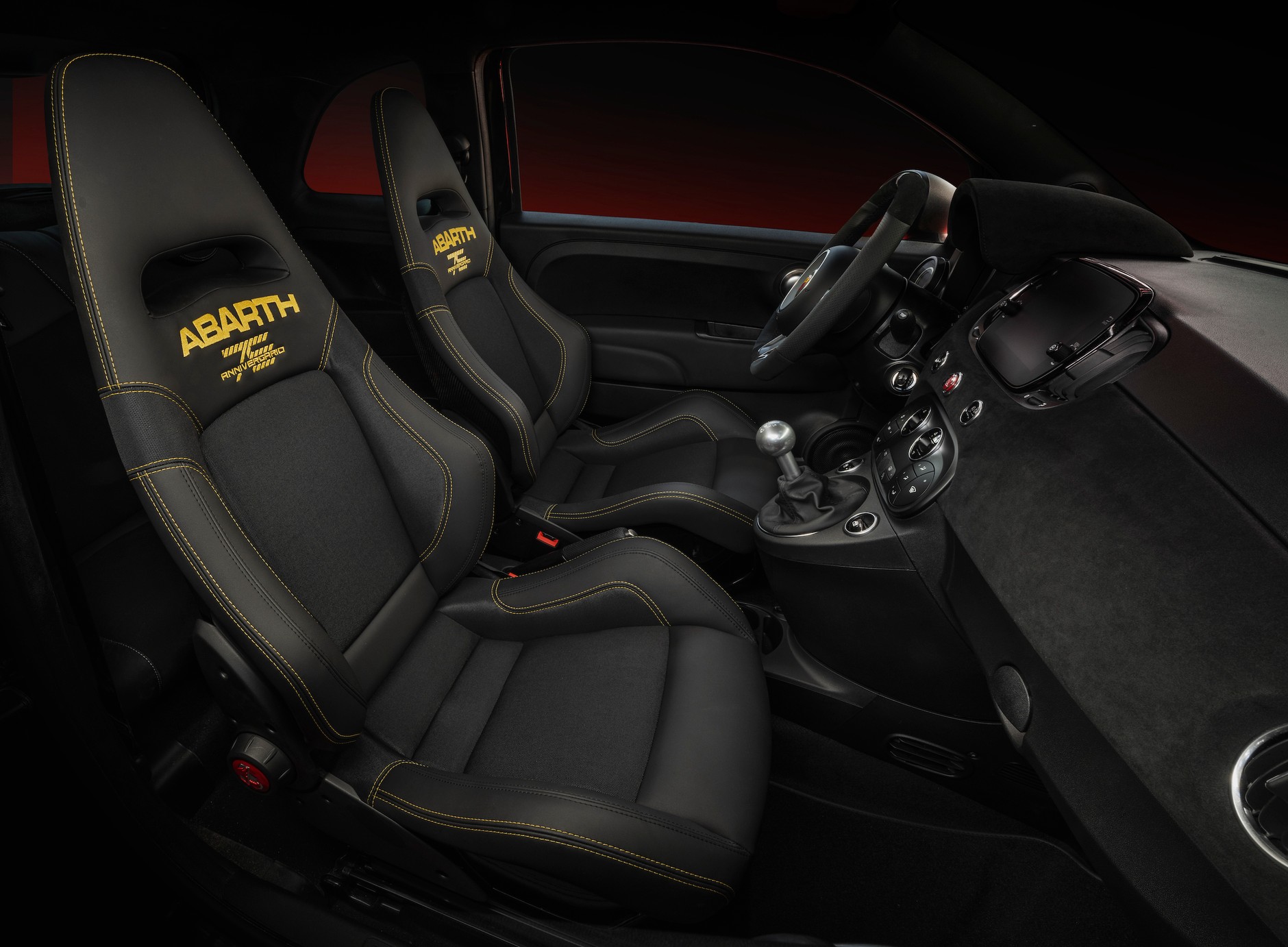 Abarth 695 75 Anniversario