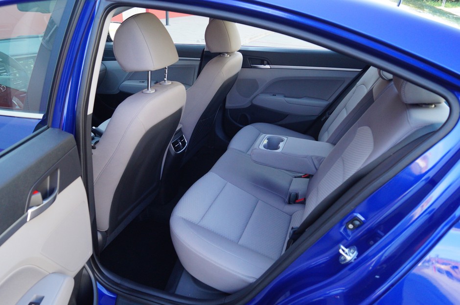 Hyundai Elantra 1.6 MPI