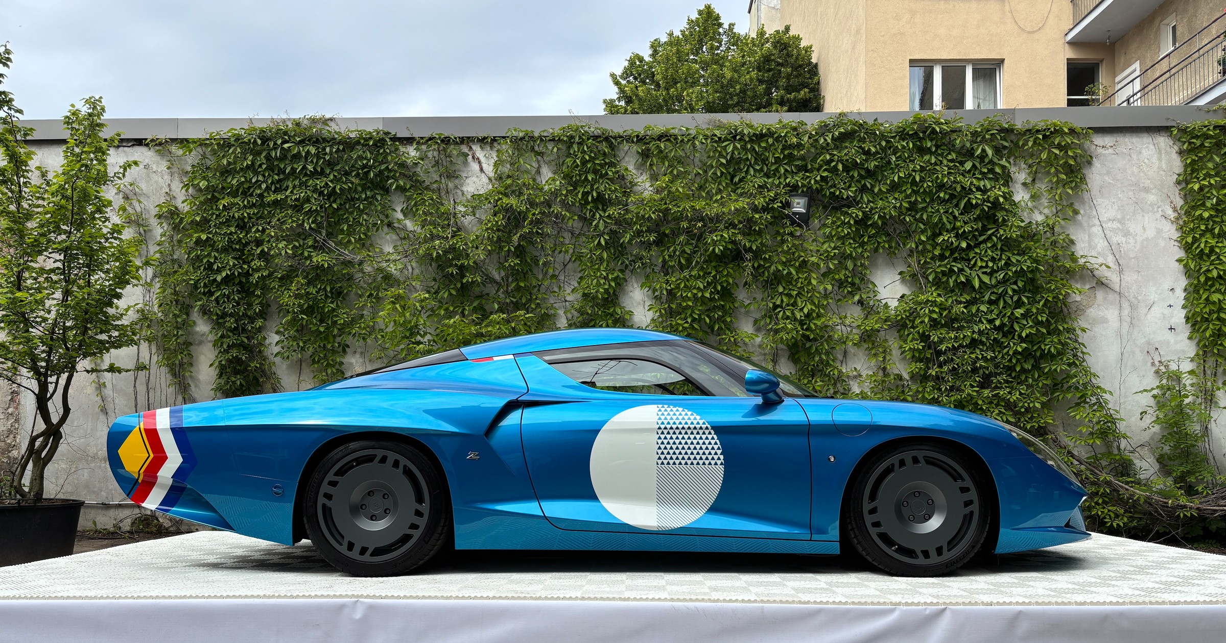 AGTZ Twin Tail