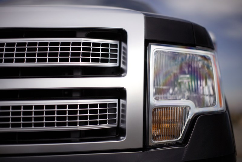 Ford F-150: legendarny pickup z nową twarzą (+ wideo)
