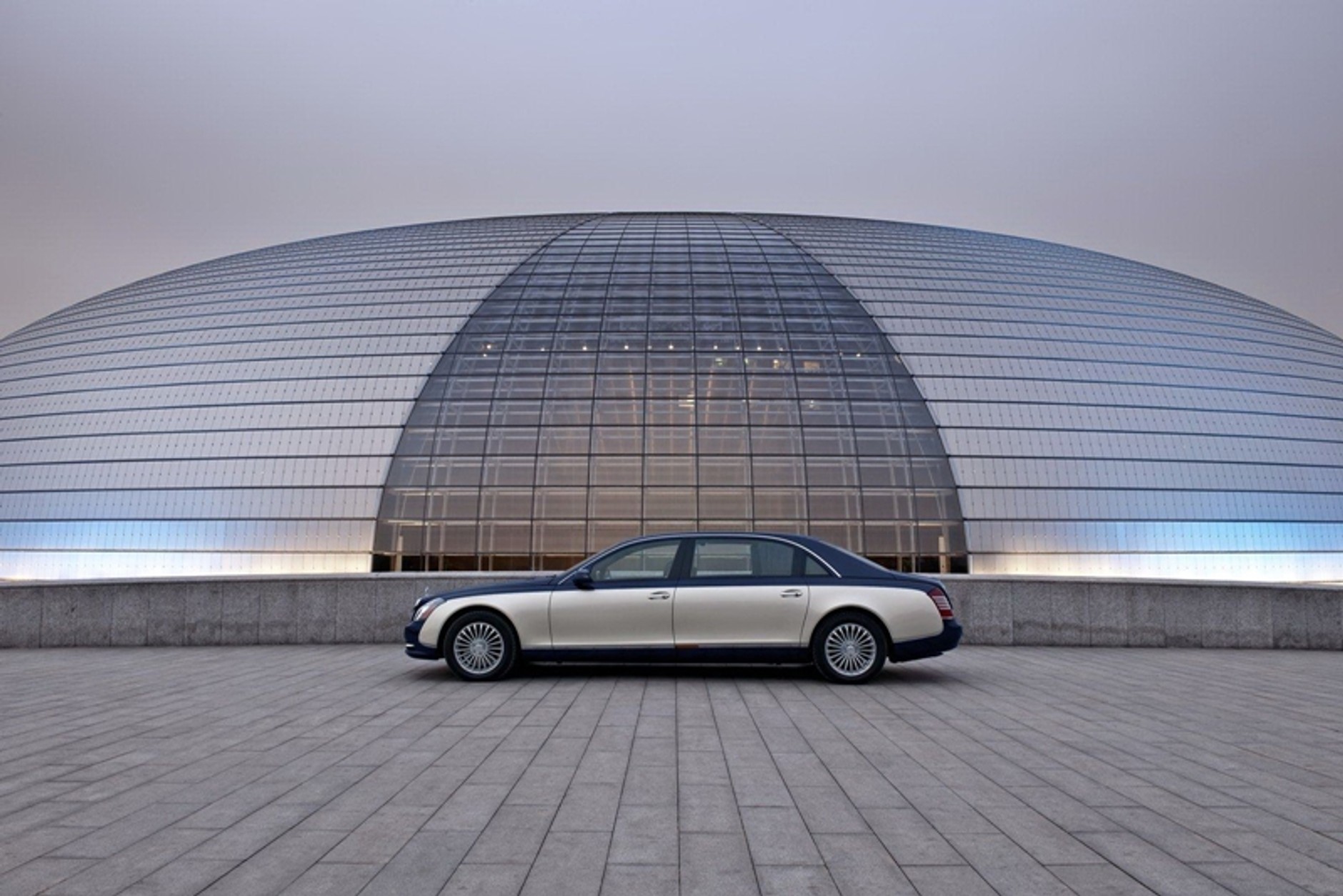 Maybach odmieniony, ale po co?