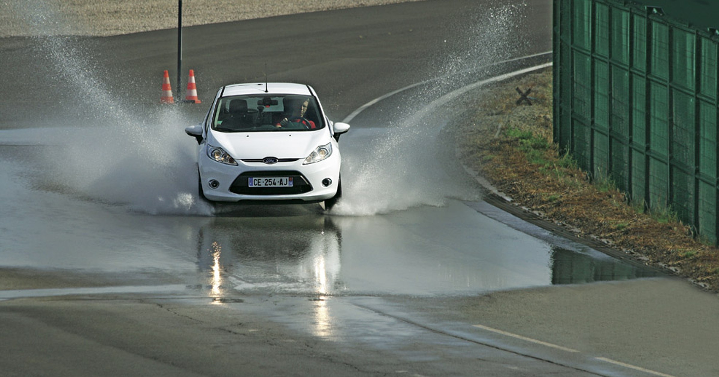 Test opon całorocznych w rozmiarze 175/65 R14: czy są gotowe na wszystko?