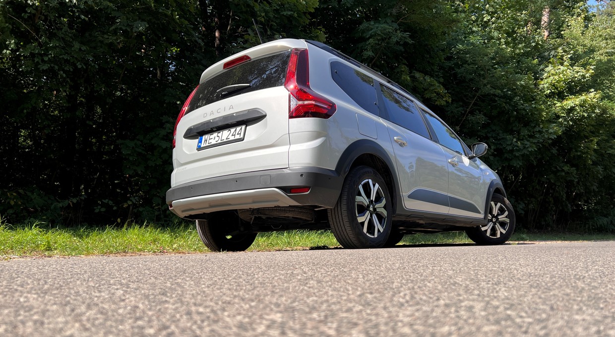Czy pakowność Dacii Jogger istotnie robi wrażenie? Sprawdzamy