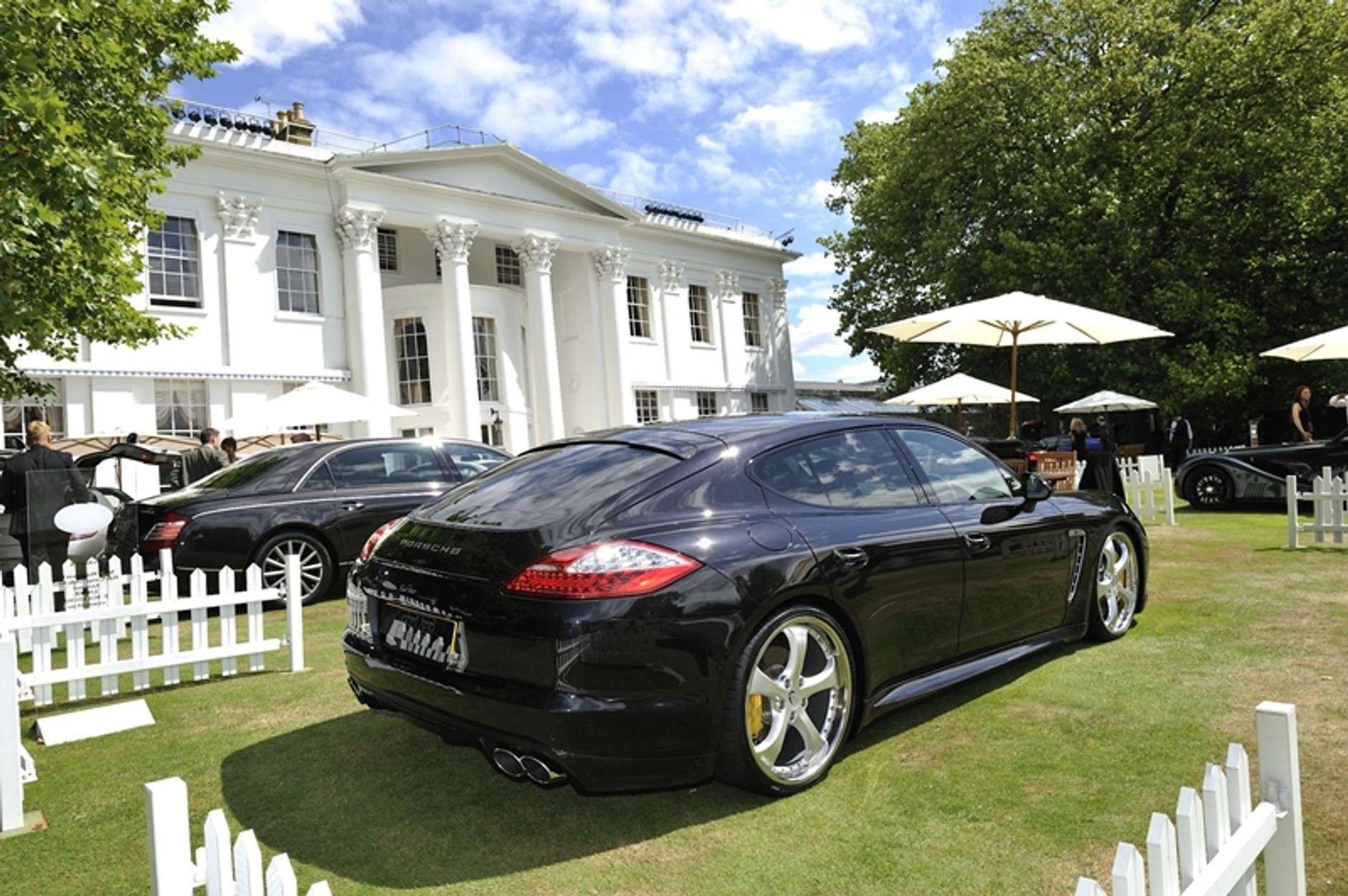 Salon Privé – salon samochodowy dla bogaczy