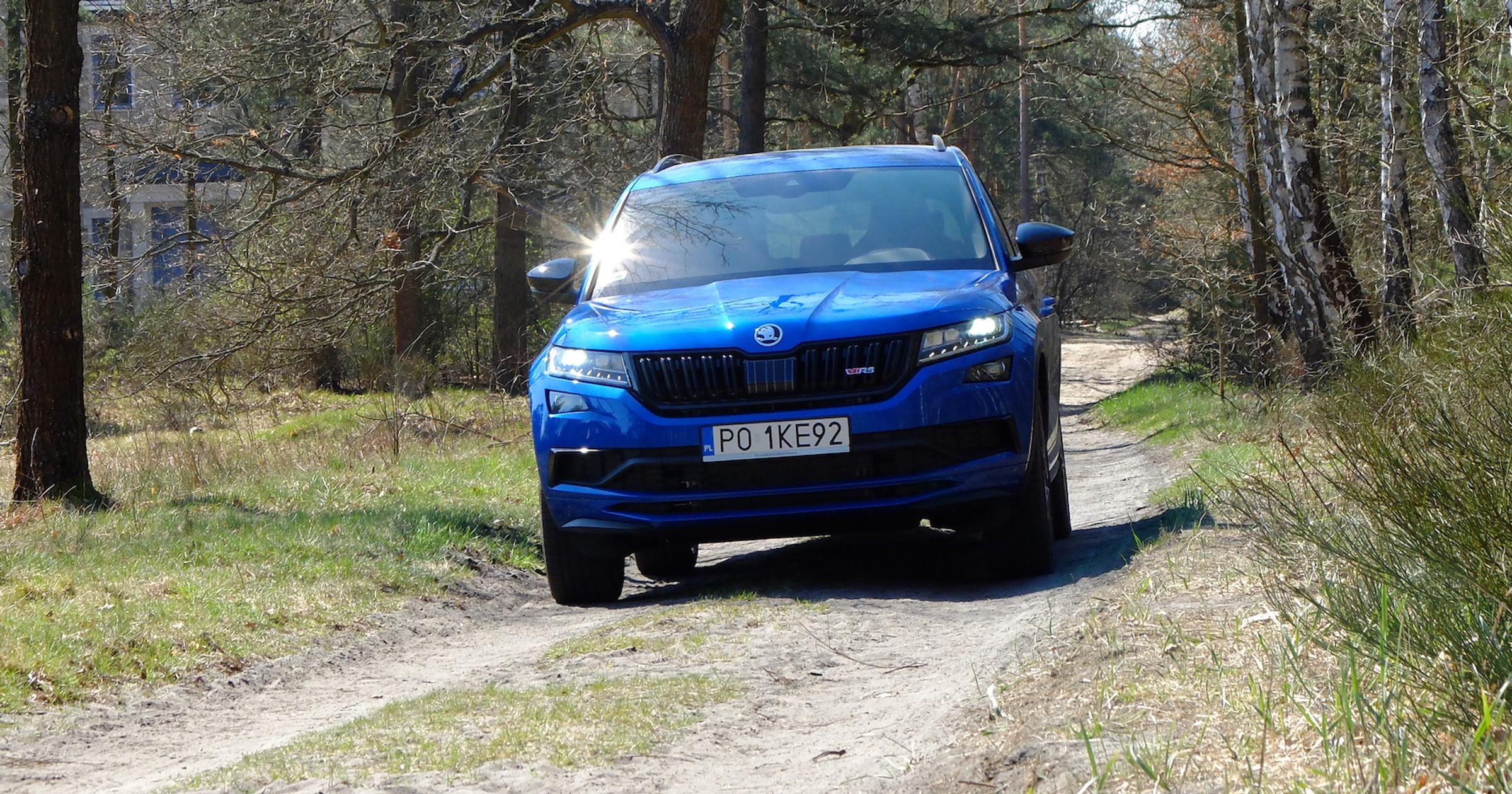 Wersja RS Skody Kodiaq wyróżnia się m.in. czarną osłoną chłodnicy