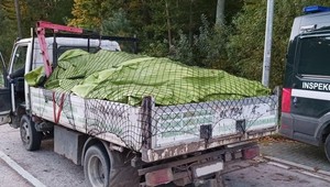 Siedmiokrotnie przekroczona ładowność. Inspektorzy ITD widzieli to z daleka