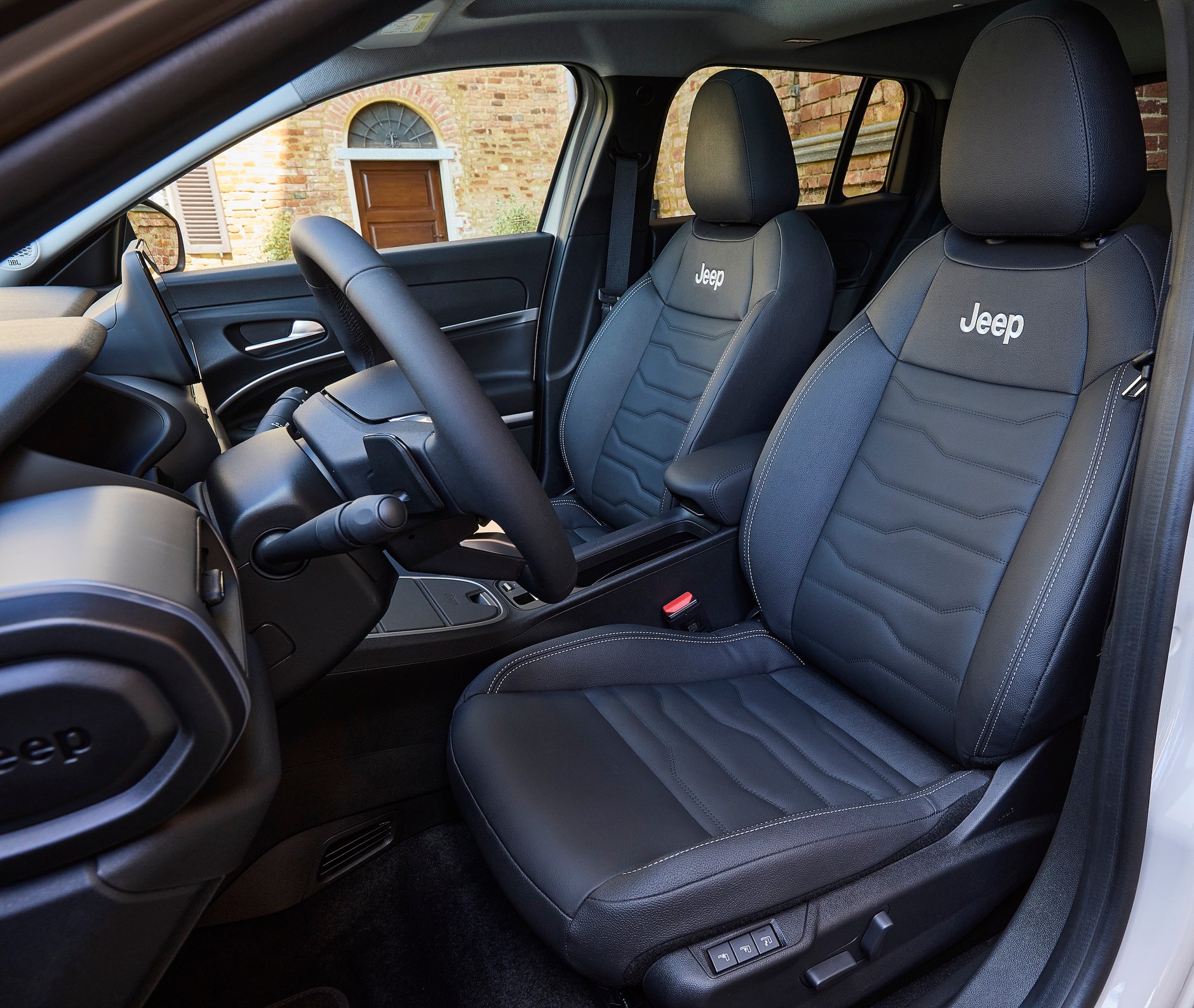 Jeep Avenger e-Hybrid