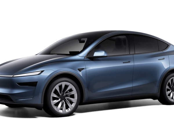 Nowa Tesla Y już w polskiej ofercie. Wygląda ładnie, ale odstrasza ceną