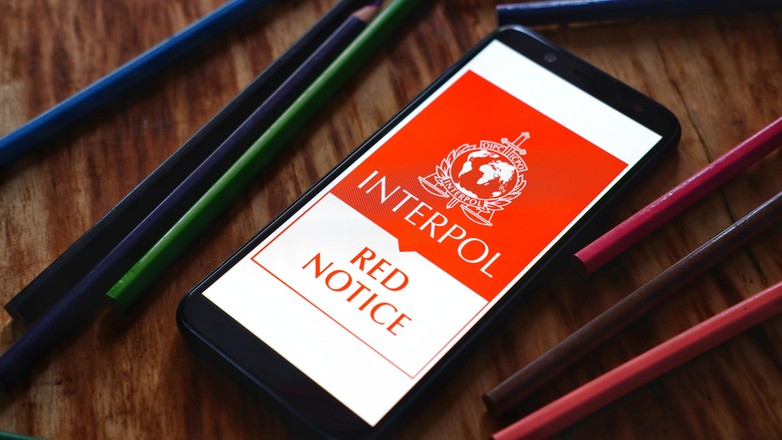 Czerwona nota Interpolu