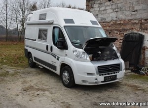 Złodzieje polubili kampery. Policja odzyskała pojazd wart prawie ćwierć miliona złotych