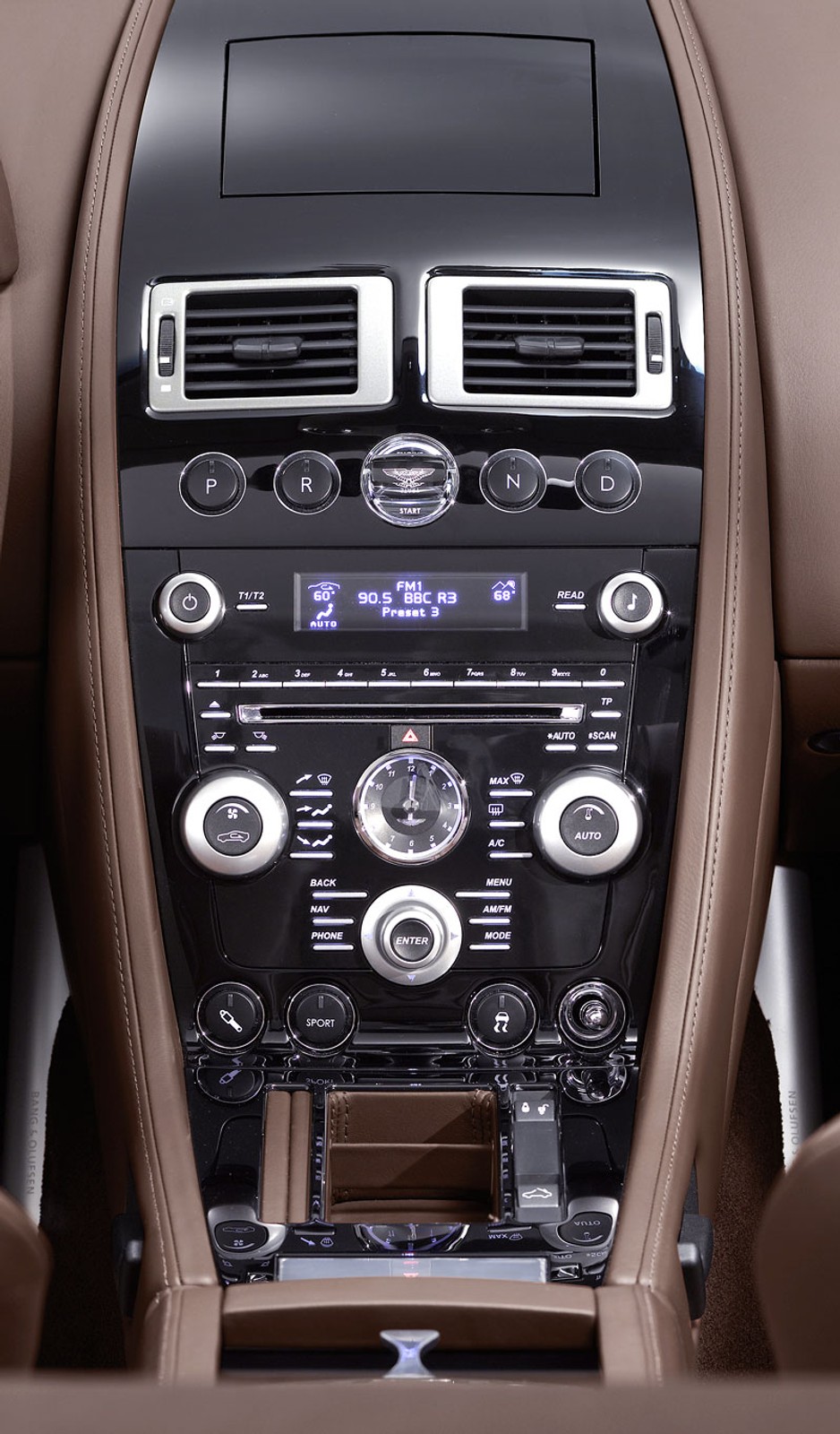 Genewa 2009: Aston Martin DBS Volante – topowy model w wersji roadster