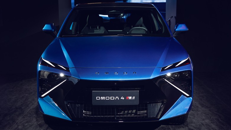 Omoda 4