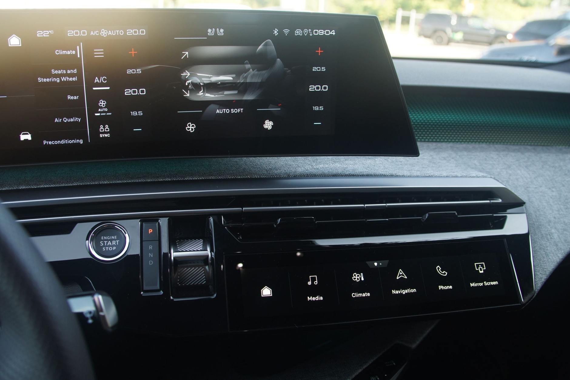 Peugeot E-5008 w pierwszym teście