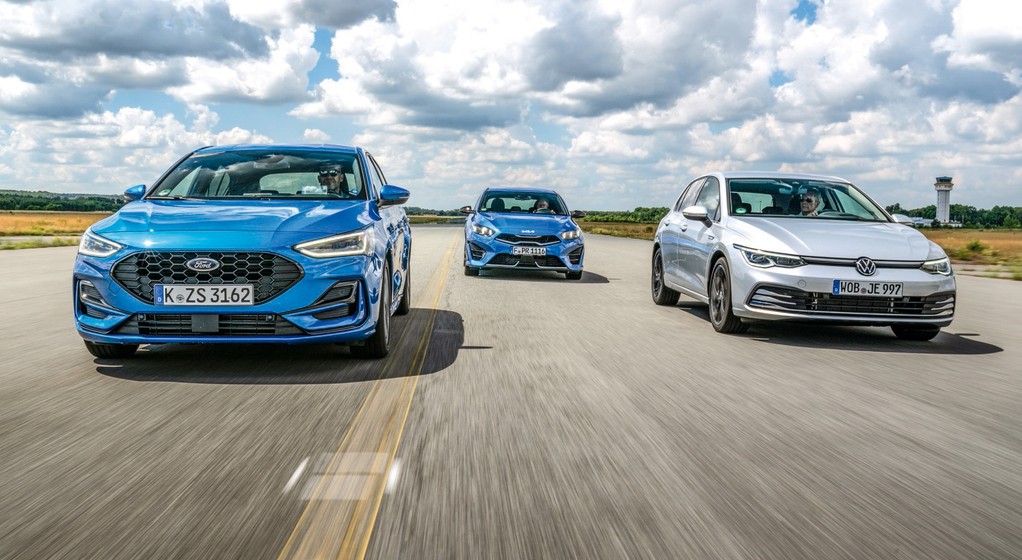 Ford Focus, Kia Ceed, Volkswagen Golf - porównanie kompaktów