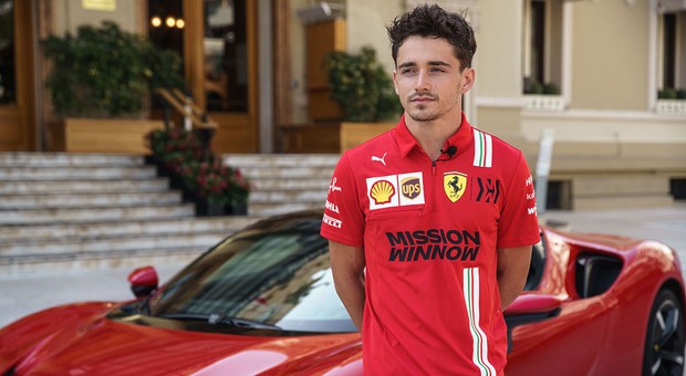 Charles Leclerc okradziony w trakcie spotkania z fanami F1. Stracił cenny zegarek