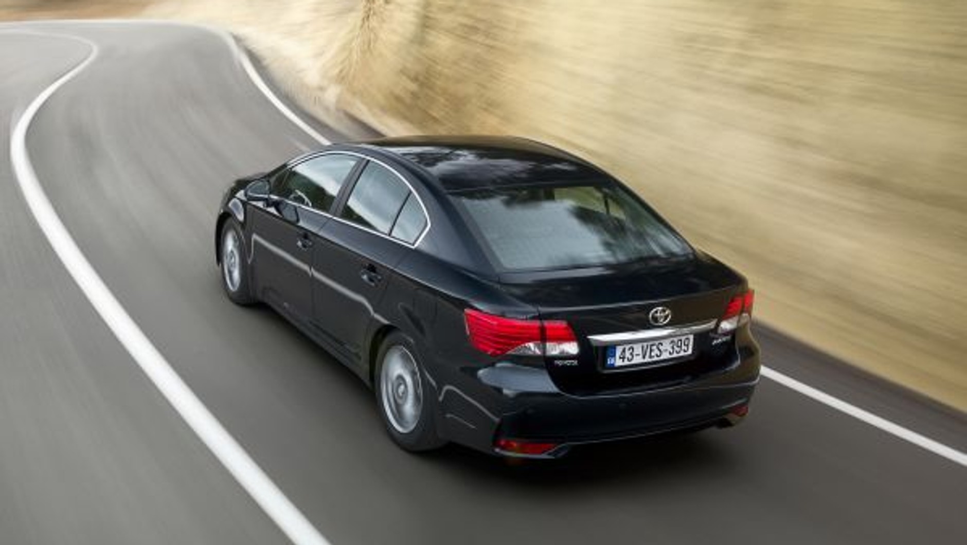 Toyota Avensis 2012