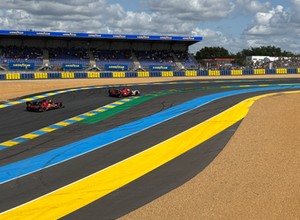 24-godzinny wyścig w Le Mans to czyste szaleństwo. Przebija nawet Formułę 1