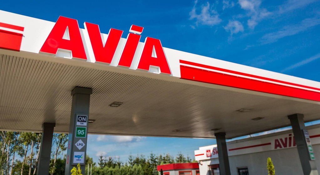 Stacja paliw Avia