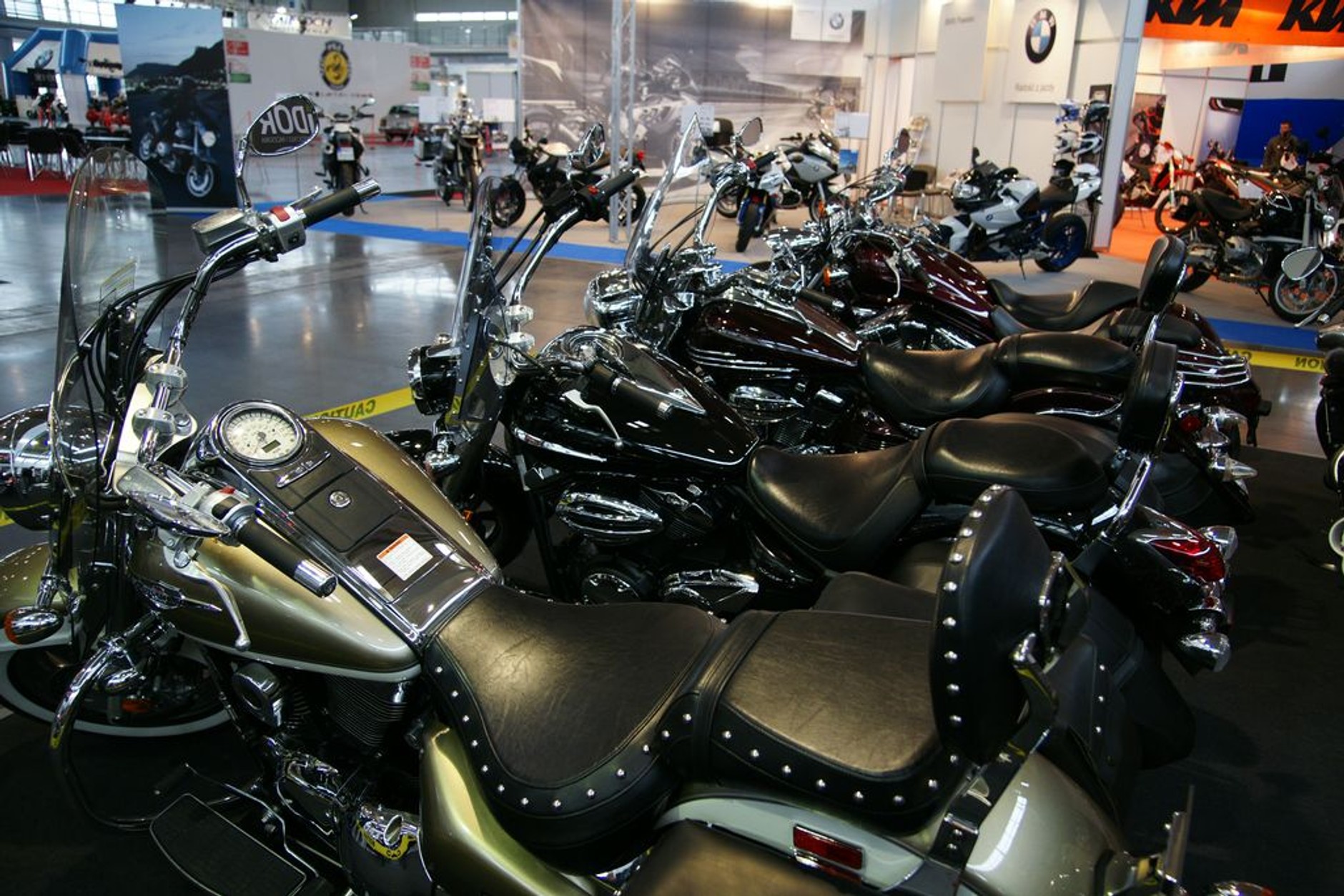 Poznań Motor Show 2010: honor uratowali dilerzy (galeria)