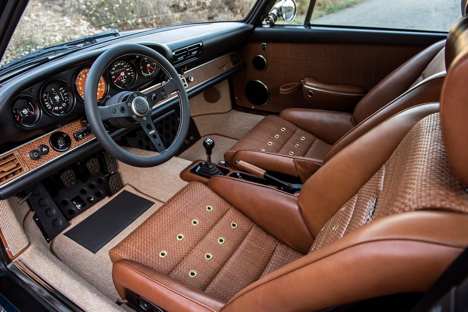 Singer 911
