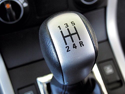Toyota RAV4, Nissan X-Trail, Kia Sportage, Suzuki Grand Vitara - Terenówki niezupełnie terenowe