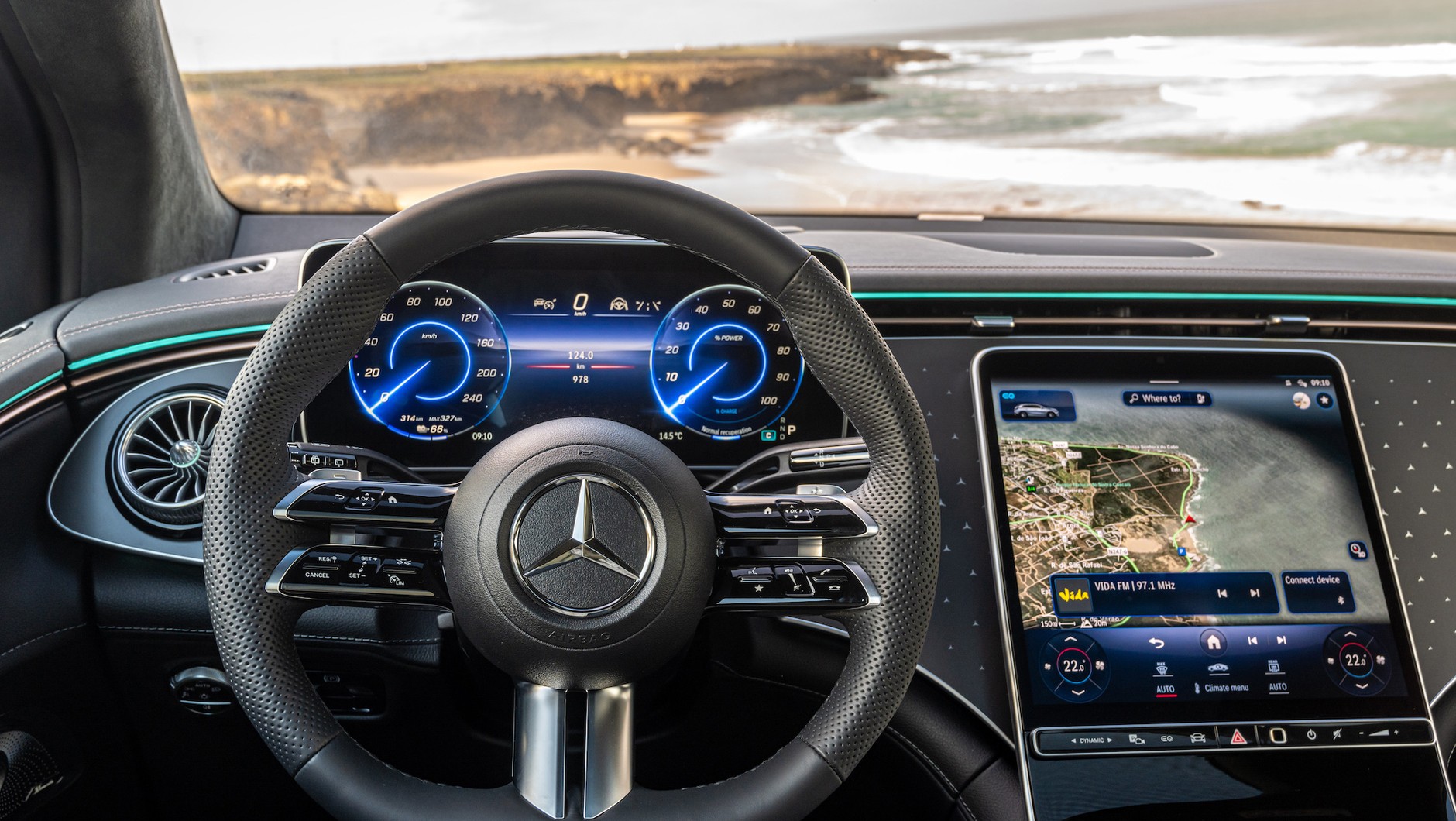 Mercedes EQE SUV