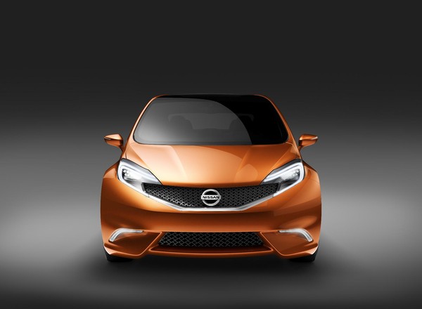 Nissan Invitation: zaproszenie do segmentu B