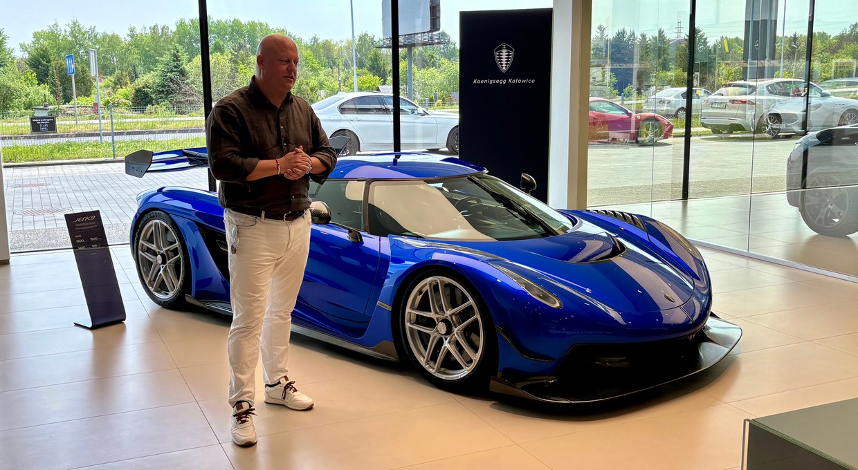 Do Polski przyjechał hipersamochód ze Szwecji. Pojawił się też niespodziewany gość