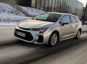 Suzuki Swace 1.8 Hybrid – małopalący klon