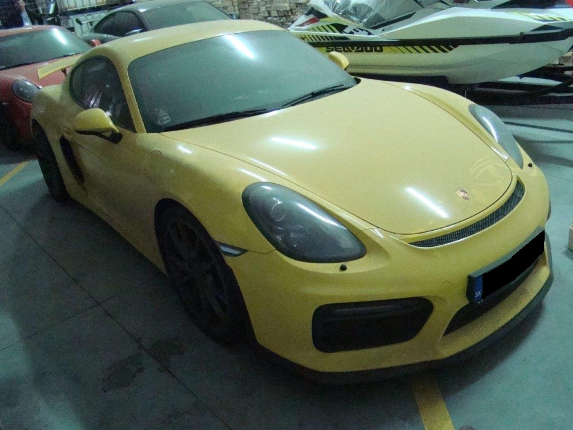 Urząd Skarbowy w Suwałkach sprzedaje suspersportowe auta