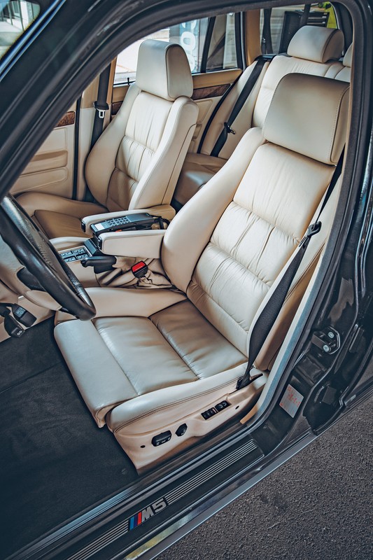 BMW E34 M5 Touring