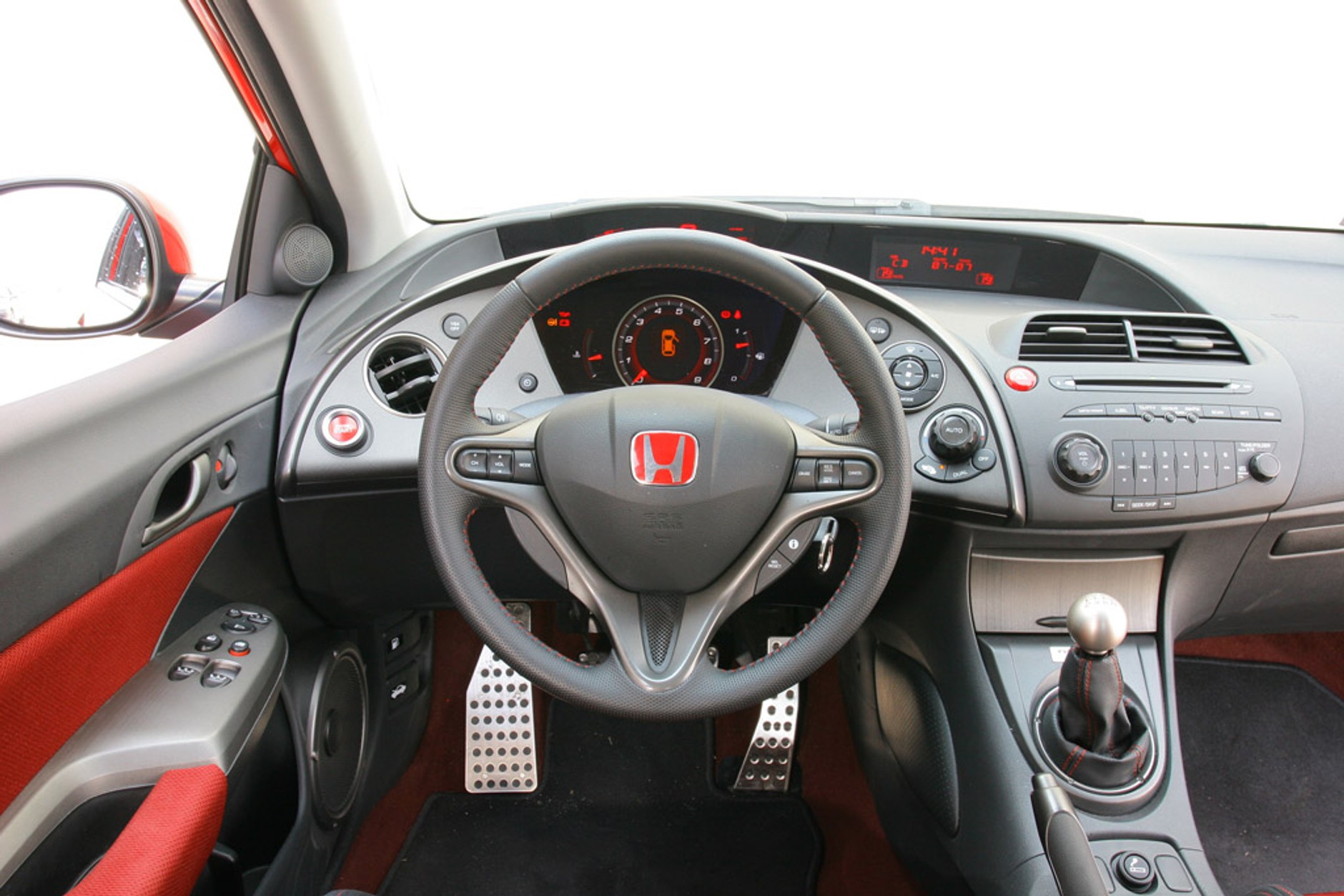 Honda Civic Type-R kontra Seat Leon Cupra, Renault Megane RS: porównanie sportowych kompaktów