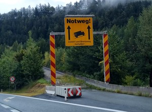 Specjalna rampa na autostradzie. Do czego służy? To ostatnia deska ratunku