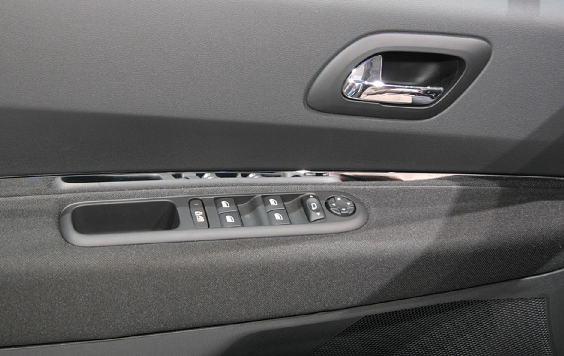 Genewa 2009: Peugeot 3008 – pierwsze wrażenia (fotogaleria)