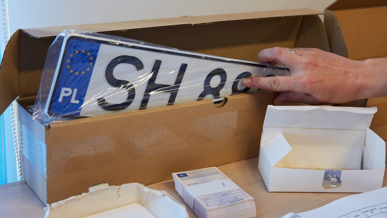 Rejestracja w terminie albo kara – wybór należy do ciebie!