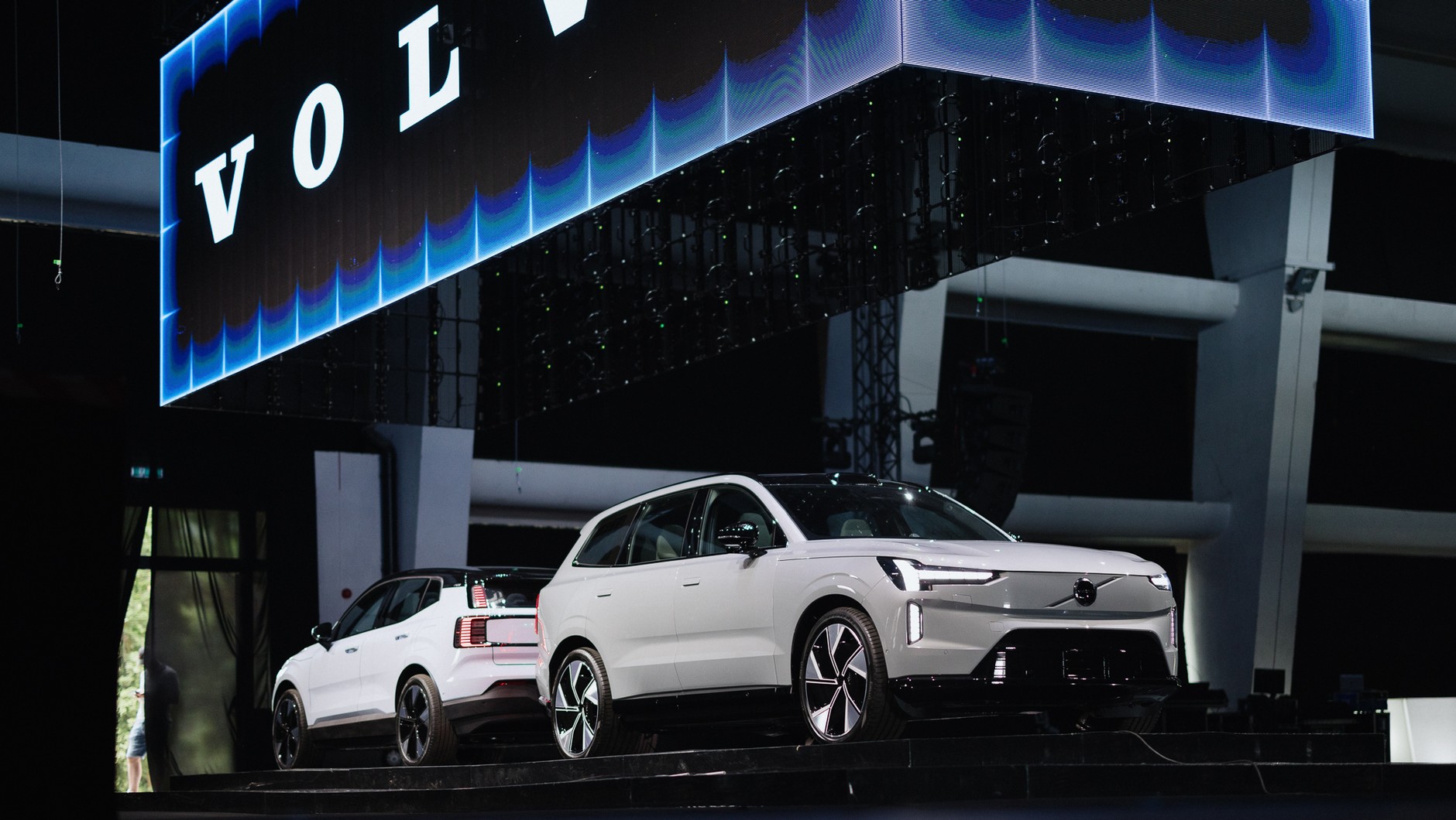 Volvo EX90