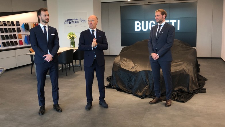 Otwarcie salonu Bugatti w Katowicach. Bugatti W16 Mistral