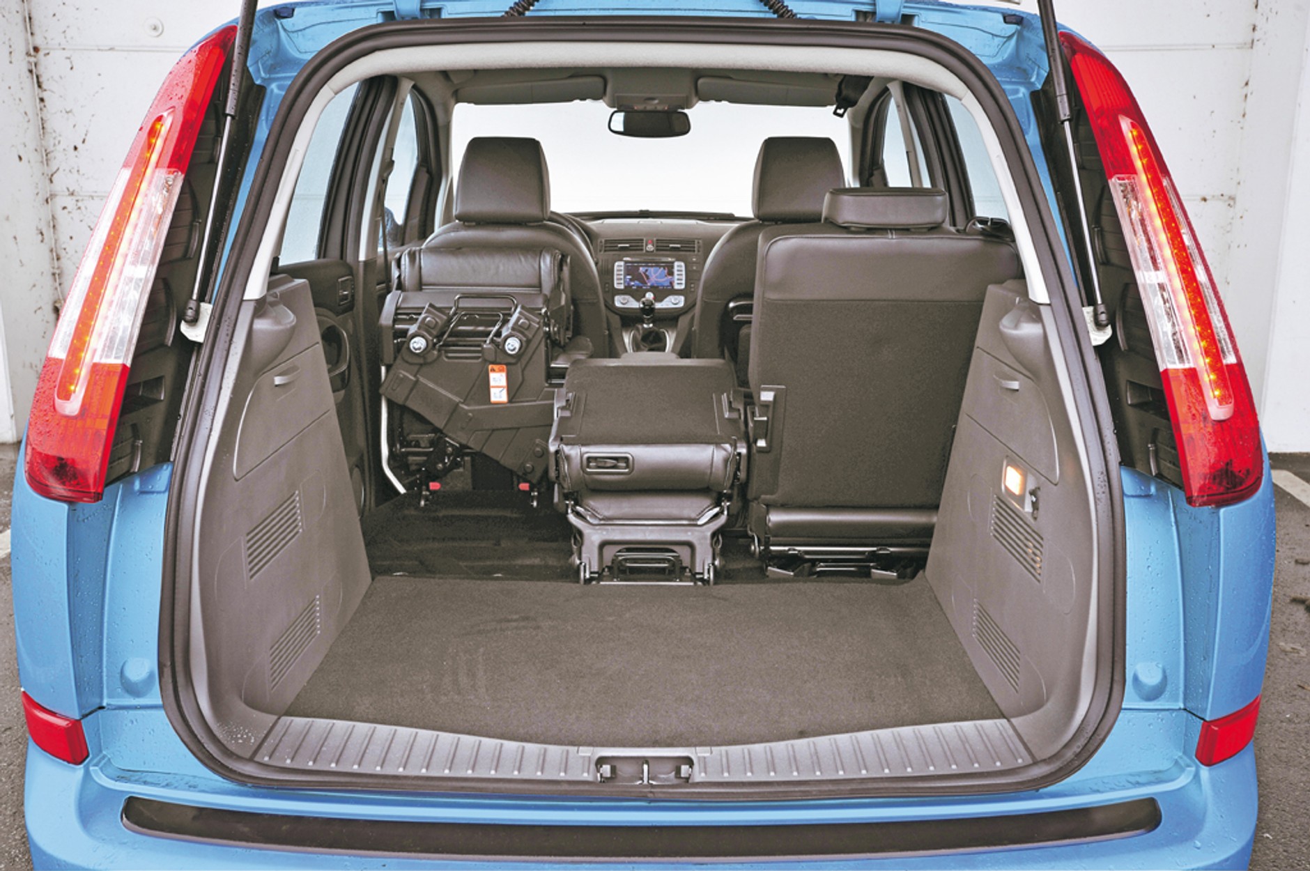 Minivany na każdą okazję - Renault Scenic kontra Ford C-Max i Mercedes Klasy B