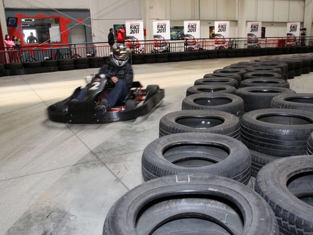 Kia Lotos Race - Szybko na torze, bezpiecznie na drodze