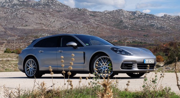 Porsche Panamera Sport Turismo i Turbo S E-Hybrid - rewolucja trwa | TEST