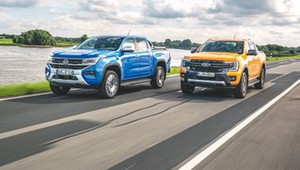 Ford Ranger kontra Volkswagen Amarok. Bliźniacy, a tacy różni