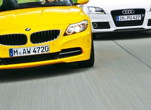 Mercedes SLK kontra BMW Z4 i Audi TT Roadster: sprawdziliśmy, czy ten Mercedes nadal budzi emocje?