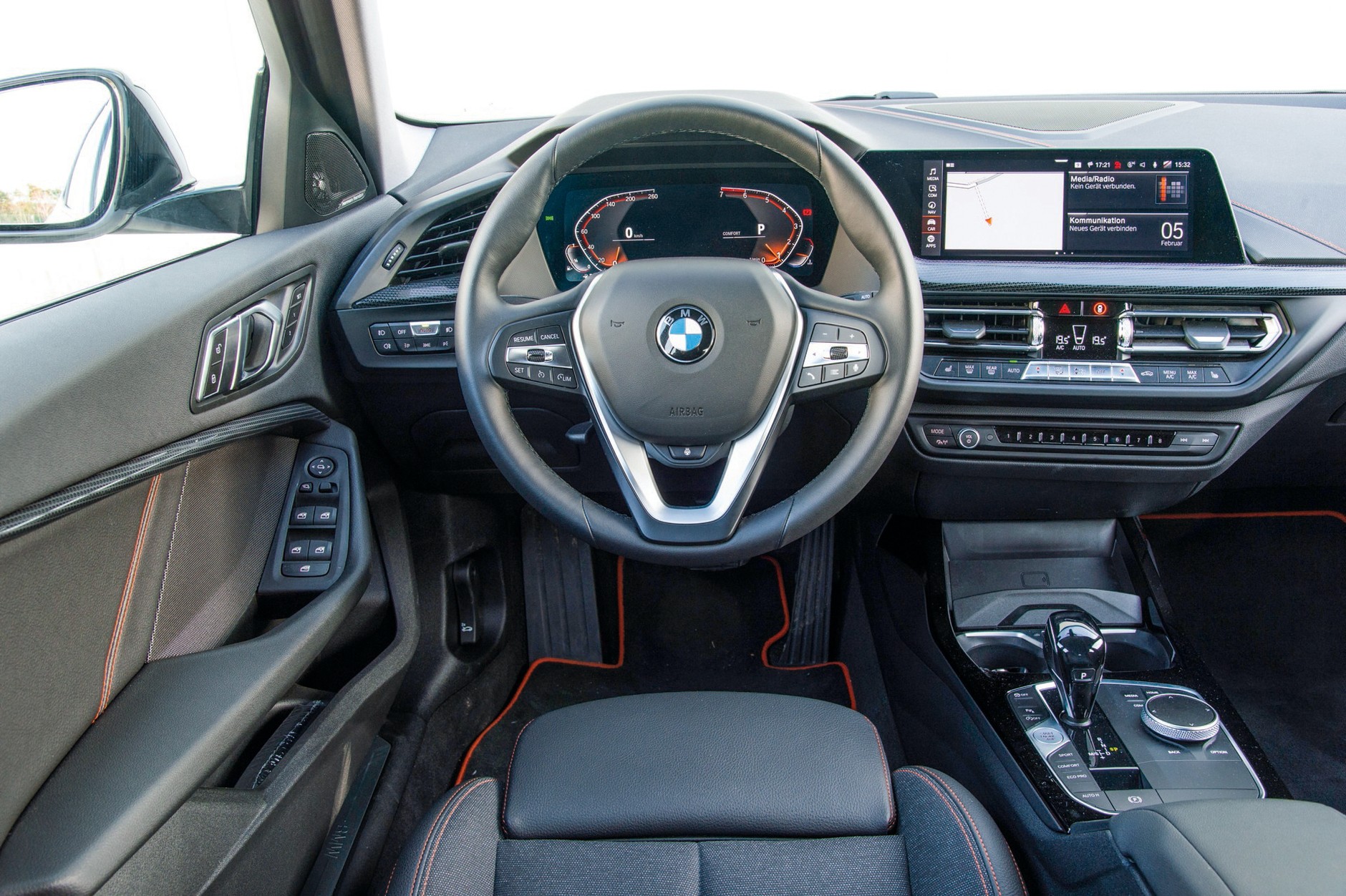 Porównanie: VW Golf VIII kontra BMW serii 1, Kia Ceed, Mercedes klasy A i Opel Astra